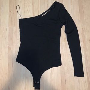 one shoulder bodysuit!